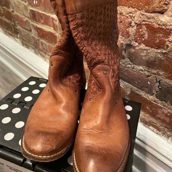 Vintage Y2K Frye Bushwick style Boots Size 6 Brown Woven Leather Mid Length - Picture 5 of 6